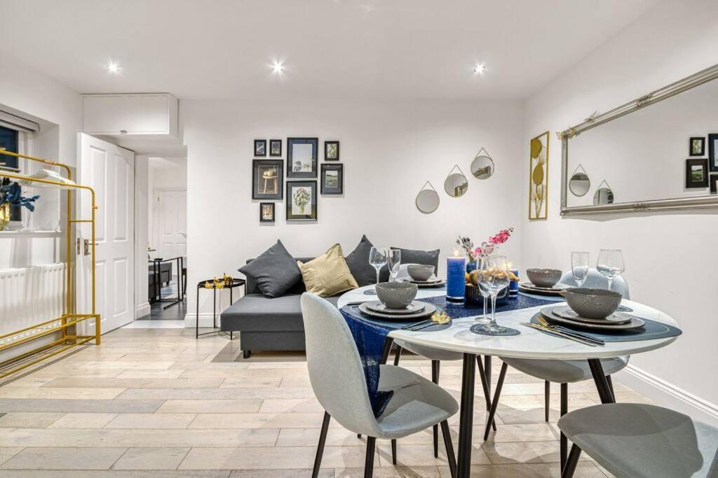 Luxury Oasis Apartment London Exterior photo